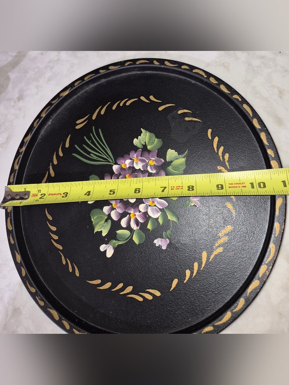 Vintage mid-century hand-painted toleware round metal serving tray, NASHCO - Picture 3 of 4